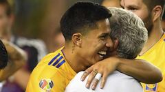 ¿Carlos Salcedo lanza guiño a “Tuca” Ferretti y a Cruz Azul?