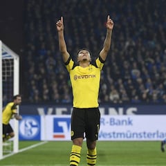 Sancho brilla otra vez y hace más líder al Dortmund