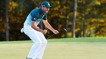 AUGUSTA, GA - APRIL 09: Sergio Garcia of Spain celebrates after defeating Justin Rose (not pictured) of England on the first playoff hole during the final round of the 2017 Masters Tournament at Augusta National Golf Club on April 9, 2017 in Augusta, Georgia. Harry How/Getty Images/AFP
== FOR NEWSPAPERS, INTERNET, TELCOS & TELEVISION USE ONLY ==