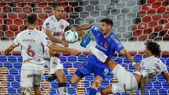 1x1 de la U: la respuesta de Álvarez estaba en la banca