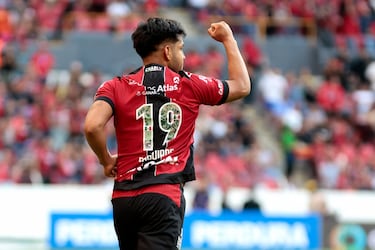 Eduardo Aguirre respira tras su primer gol del torneo
