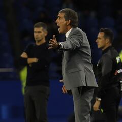 Almada: “En la expulsión, alguien exagera una falta y el penalti es dudoso”