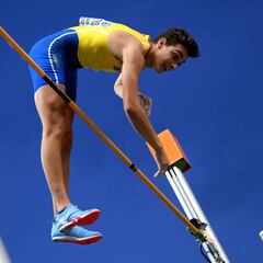 ¿Qué tres únicos atletas han saltado más que el 'niño' Duplantis?