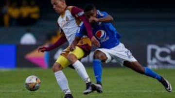 Tolima terminó con 10 jugadores por la expulsión de Tapia.