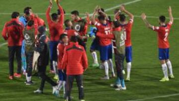 La despedida del equipo luego del triunfo.