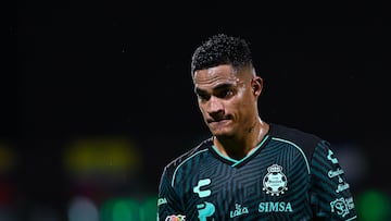Anderson Santamaria of Santos during the 7th round match between Santos and Monterrey as part of the Liga BBVA MX, Torneo Apertura 2024 at TSM Corona Stadium on September 14, 2024 in Torreon, Coahuila, Mexico.