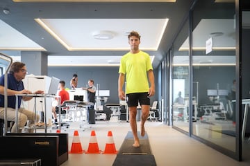 Nacho Méndez, durante las pruebas médicas de los jugadores del Sporting en Mareo.