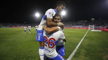 Futbol, Universidad Catolica vs Union Espanola.
 Fecha 2, campeonato Nacional 2022.
 El jugador de Universidad Catolica Gonzalo Tapia, celebra con sus companeros su gol contra Union Espanola durante el partido de primera division disputado en el estadio S