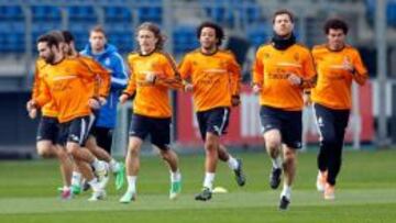 Cristiano Ronaldo y Ramos se entrenan en el gimnasio