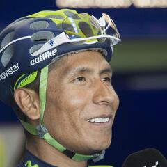 Quintana moves ahead after police motorbike blows Giro wide open