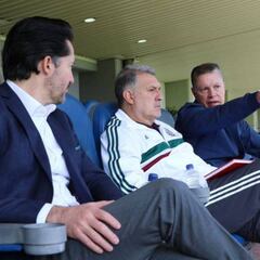 Tata Martino asiste al entrenamiento del Cruz Azul