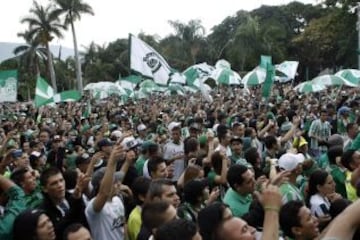 Juan Pablo &Aacute;ngel en su despedida con los hinchas