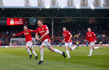 ¡Ryan Reynolds asciende!