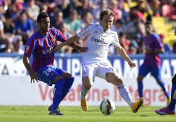 Víctor Camarasa con Luka Modric.