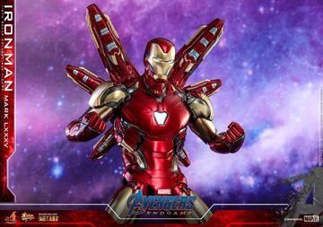 Vengadores Endgame: Hot Toys de Iron Man y Thanos