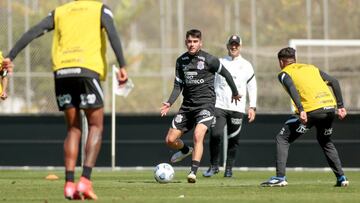 Las dos nuevas estrellas que amenazan a Araos en Corinthians