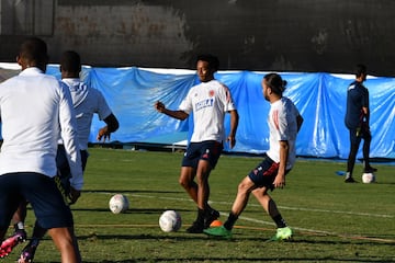 Los dirigidos por  Reinaldo Rueda continúan trabajando en Brasilia antes de enfrentar a Uruguay en los cuartos de final.