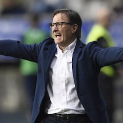 Anquela seguirá en el Oviedo