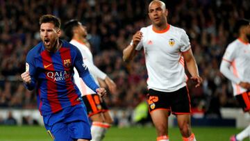 Football Soccer - Barcelona v Valencia - Spanish La Liga Santander - Camp Nou stadium, Barcelona, Spain - 19/3/17 - Barcelona's Lionel Messi celebrates his second goal. REUTERS/Juan Medina