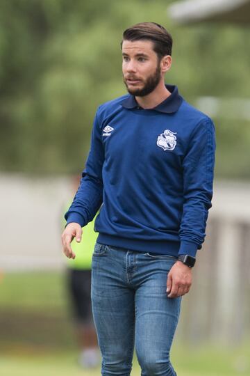 El ahora entrenador de la categoría Sub 17 de La Franja jugó con el equipo en las inferiores y desde hace varios años tiene la responsabilidad de dirigir al equipo