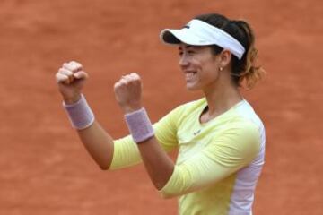 El pase de Muguruza a la final de Roland Garros en imágenes