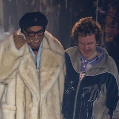 Ronaldinho’s surprise appearance at Paris Fashion Week