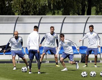 Argentina entrena antes de su debut en el Mundial