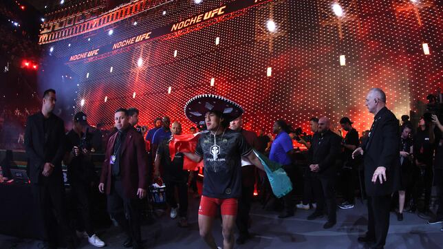 La impresionante cantidad que ganaría Raúl Rosas Jr. si vence su pelea en UFC México