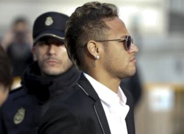 Neymar.