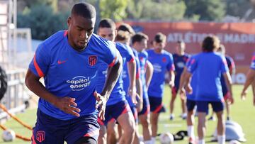 Kondogbia, en la sesi&oacute;n matinal de hoy viernes. 