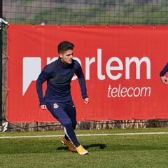 Los canteranos del Girona tiran la puerta del primer equipo