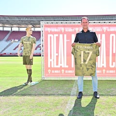 Etxeberria: “Creo en el proyecto del Real Murcia”