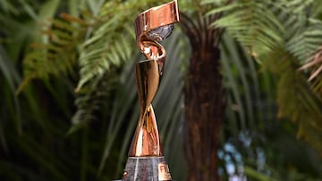 The World Cup trophy is displayed at an official Maori welcome a day before the football draw ceremony for the Australia and New Zealand 2023 FIFA Women's World Cup, in Auckland on October 21, 2022. (Photo by William WEST / AFP)