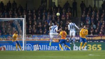 Gol 1-0 de Oyarzabal 