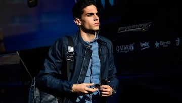 Bartra se va.