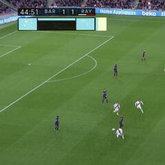 El lujoso taco de Vidal para salir jugando ante el Rayo