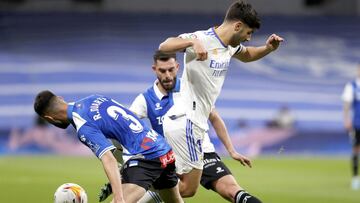 Luis Rioja, Duarte y Asensio en el Alav&eacute;s-Real Madrid.