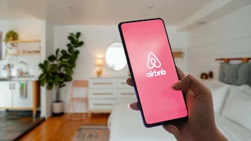 Airbnb prohibirá las cámaras en interiores de las casas