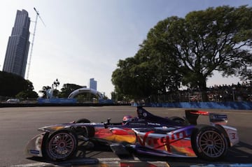 Piloto oficial de la Scuderia Toro Rosso de Fórmula 1 desde 2009 hasta 2011. Fue el piloto más joven en competir en la Fórmula 1. Actualmente ha dejado la Fórmula 1 y se dedica a otra de sus pasiones, la música.