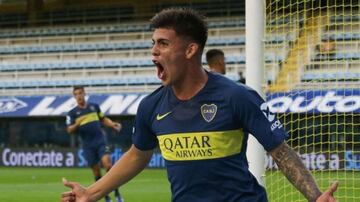 Brandon Cortés (18) pasó de ser un nombre lejano para los hinchas nacionales a tomar protagonismo. Primero fue inscrito en la lista de Boca para la Copa Libertadores, luego firmó su primer contrato profesional y ahora hará su debut oficial en el primer equipo xeneize.