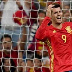 Leaving out Morata 'painful' for Spain boss Lopetegui
