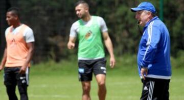 Millos entrena a una sola voz antes de enfrentar a Alianza