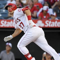 Mike Trout es MVP de la Liga Americana por tercera ocasión