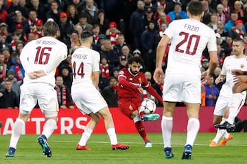 1-0. Mohamed Salah marcó el primer gol.