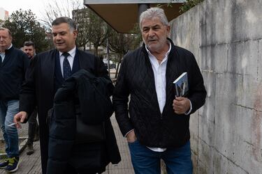 Conocido como El Pajarito, empezó con el contrabando de diésel, café y tabaco a los 17 años, trabajando junto a su tío. Aumentó la influencia de su negocio por toda España, hasta que fue detenido en Playa de Aro (Gerona) en 1989 por contrabando ilegal de tabaco.  En junio de ese año fue detenido, junto a su esposa Esther Lago, en el marco de la Operación Nécora contra el narcotráfico y fueron condenados a 12 años de cárcel por delito fiscal, siendo absueltos de la acusación de tráfico de drogas. En diciembre de 1994 mientras que Esther Lago no abandonó la cárcel hasta 1997. En el año 2000 ingresó de nuevo en prisión condeando por narcotráfico. El 13 de marzo de 2017, mientras cumplía prisión en Navalcarnero, le fue concedido el tercer grado penitenciario y Oubiña abandonó la cárcel.
