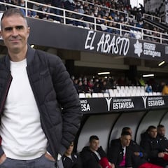 Garitano: "Tenemos que armarnos y enchufarnos otra vez en Girona"