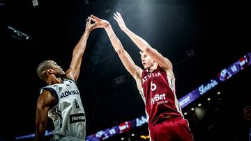 Porzingis pasa de Randolph: "No merece la pena hablar de él"