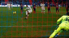 Paris Saint-Germain&#039;s French forward Kylian Mbappe (C) shoots and scores a penalty kick during the French L1 football match between Caen (SMC) and Paris Saint-Germain (PSG) at the Michel d&#039;Ornano Satdium in Caen, northwestern France, on March 2,