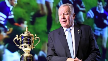 Bill Beaumont dirigirá el rugby mundial cuatro años más