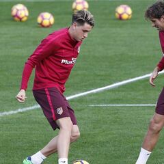 Cerci se entrena por primera vez con el grupo, y Giménez vuelve
